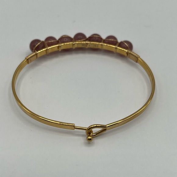 Kinsley Armelle Bracelet Wire Wrapped Strawberry Quartz Beads NWOT - Picture 6 of 8